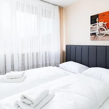 Apartment Korczaka, Sun & Snow